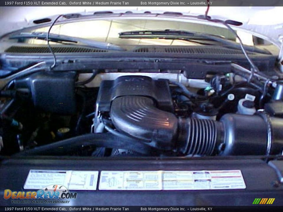 1997 Ford F150 XLT Extended Cab Oxford White / Medium Prairie Tan Photo #5
