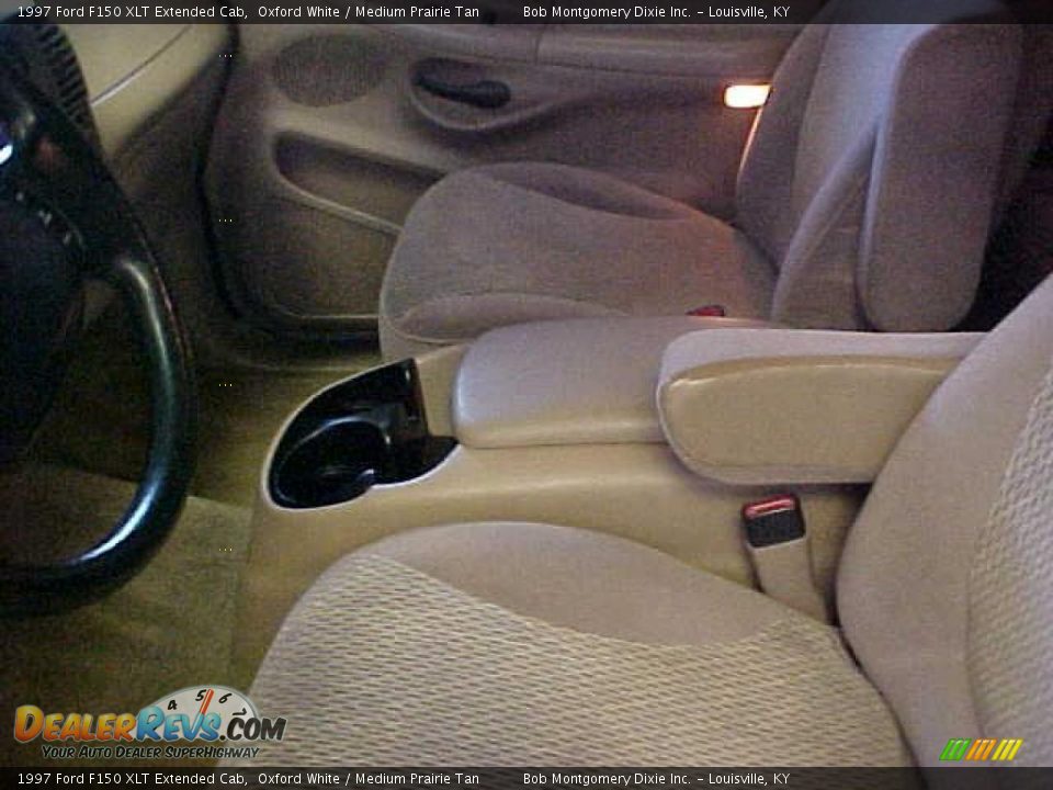1997 Ford F150 XLT Extended Cab Oxford White / Medium Prairie Tan Photo #21