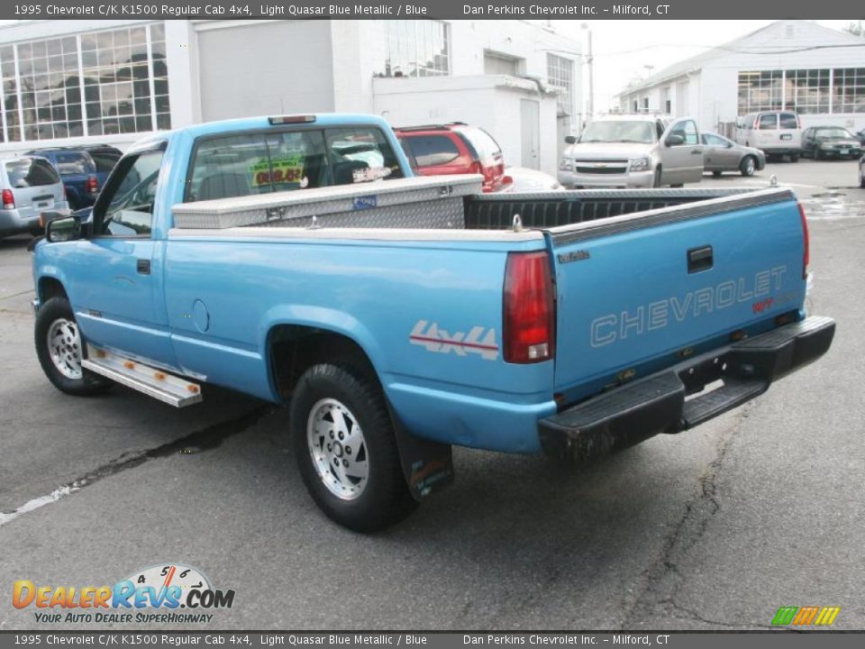 1995 Chevrolet C/K K1500 Regular Cab 4x4 Light Quasar Blue Metallic / Blue Photo #8