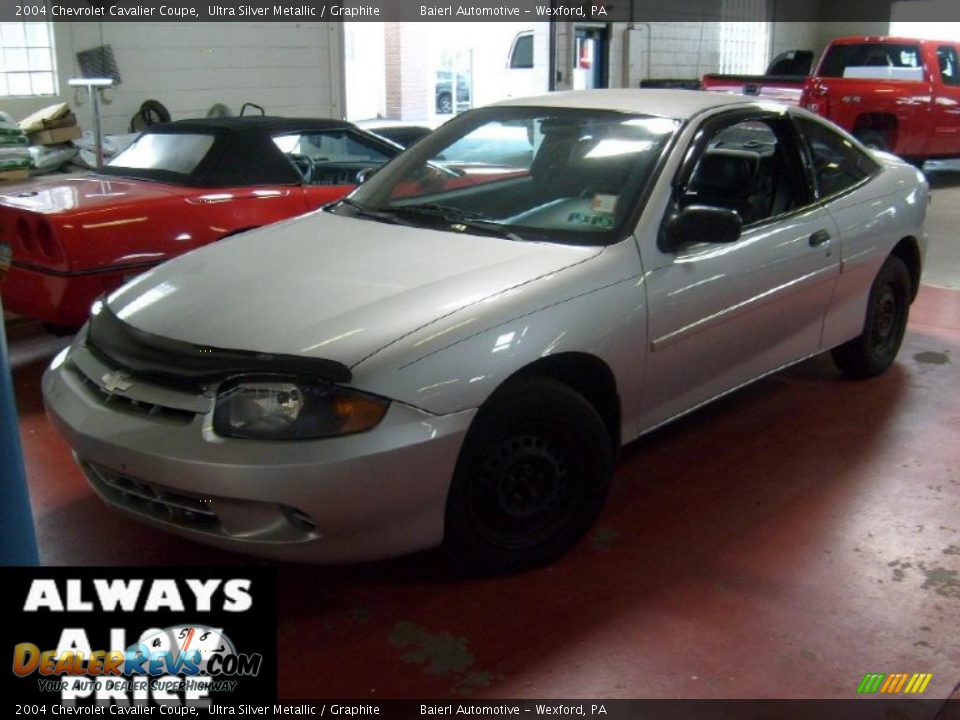 2004 Chevrolet Cavalier Coupe Ultra Silver Metallic / Graphite Photo #1