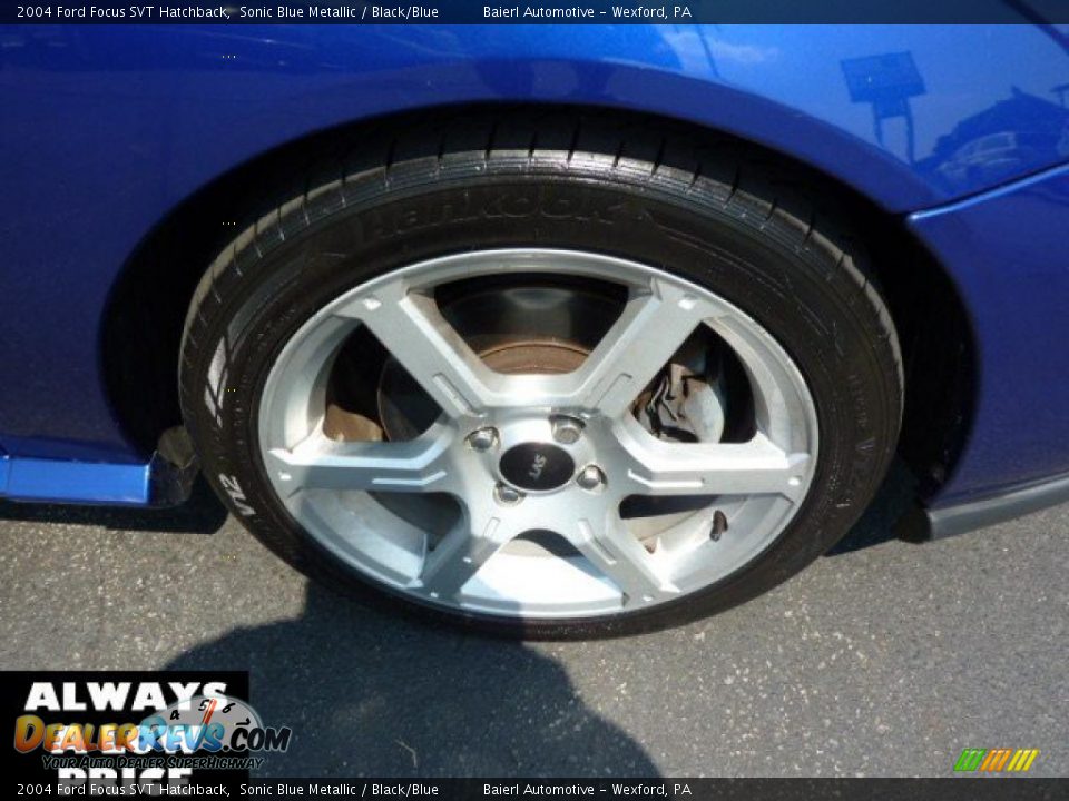 2004 Ford Focus SVT Hatchback Sonic Blue Metallic / Black/Blue Photo #9