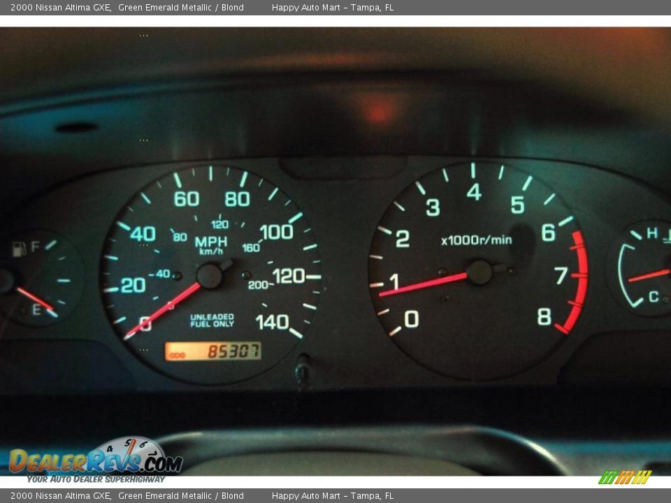 2000 Nissan Altima GXE Green Emerald Metallic / Blond Photo #14