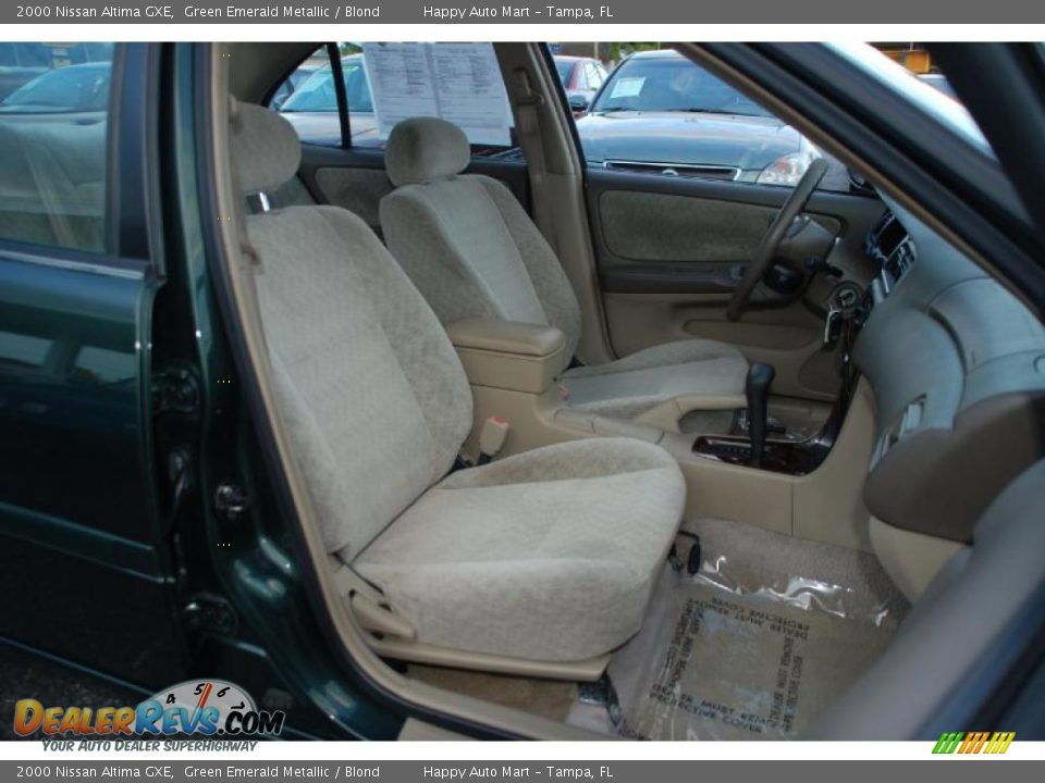 2000 Nissan Altima GXE Green Emerald Metallic / Blond Photo #19
