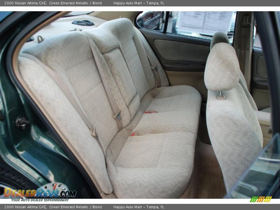2000 Nissan Altima GXE Green Emerald Metallic / Blond Photo #23
