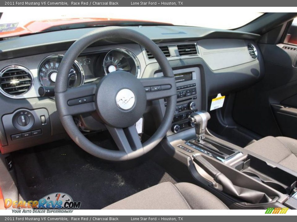 2011 Ford Mustang V6 Convertible Race Red / Charcoal Black Photo #4