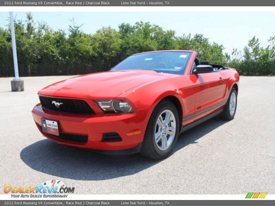 2011 Ford Mustang V6 Convertible Race Red / Charcoal Black Photo #8