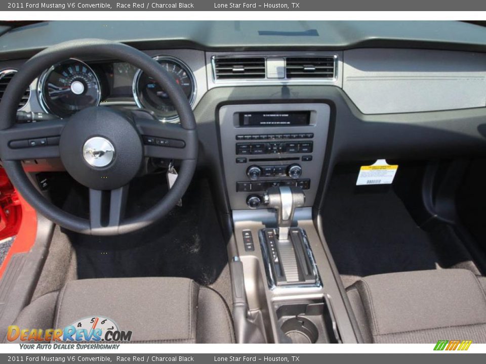 2011 Ford Mustang V6 Convertible Race Red / Charcoal Black Photo #13