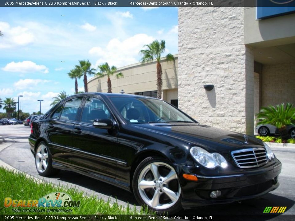 2005 Mercedes-Benz C 230 Kompressor Sedan Black / Black Photo #4