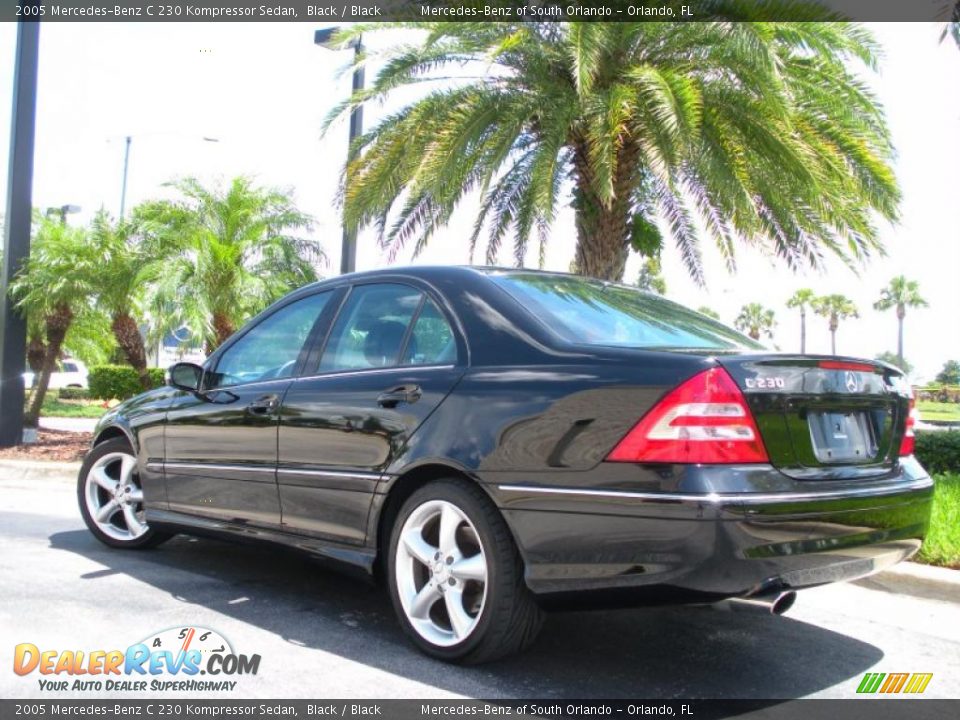 2005 Mercedes-Benz C 230 Kompressor Sedan Black / Black Photo #8