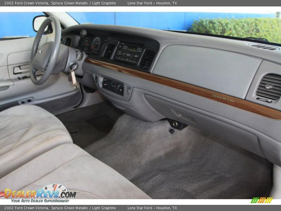 2002 Ford Crown Victoria Spruce Green Metallic / Light Graphite Photo #24