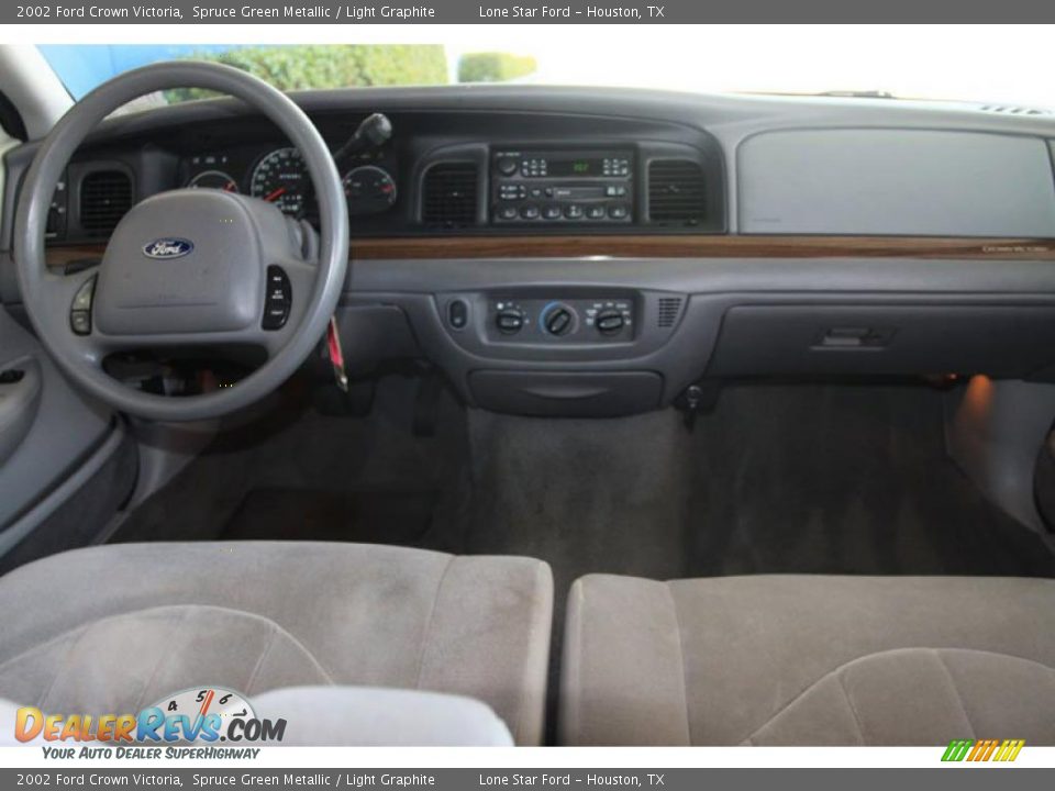 2002 Ford Crown Victoria Spruce Green Metallic / Light Graphite Photo #26