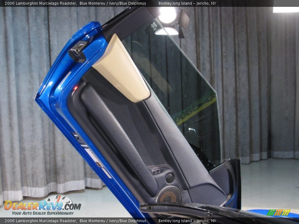 2006 Lamborghini Murcielago Roadster Blue Monterey / Ivory/Blue Delphinus Photo #15