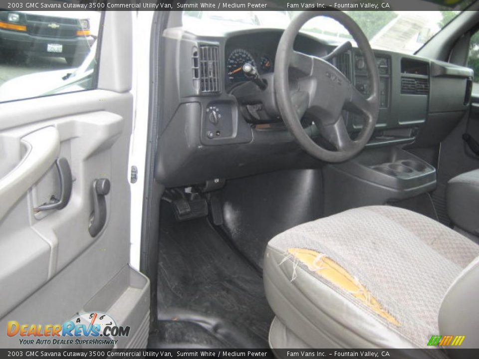 2003 GMC Savana Cutaway 3500 Commercial Utility Van Summit White / Medium Pewter Photo #6