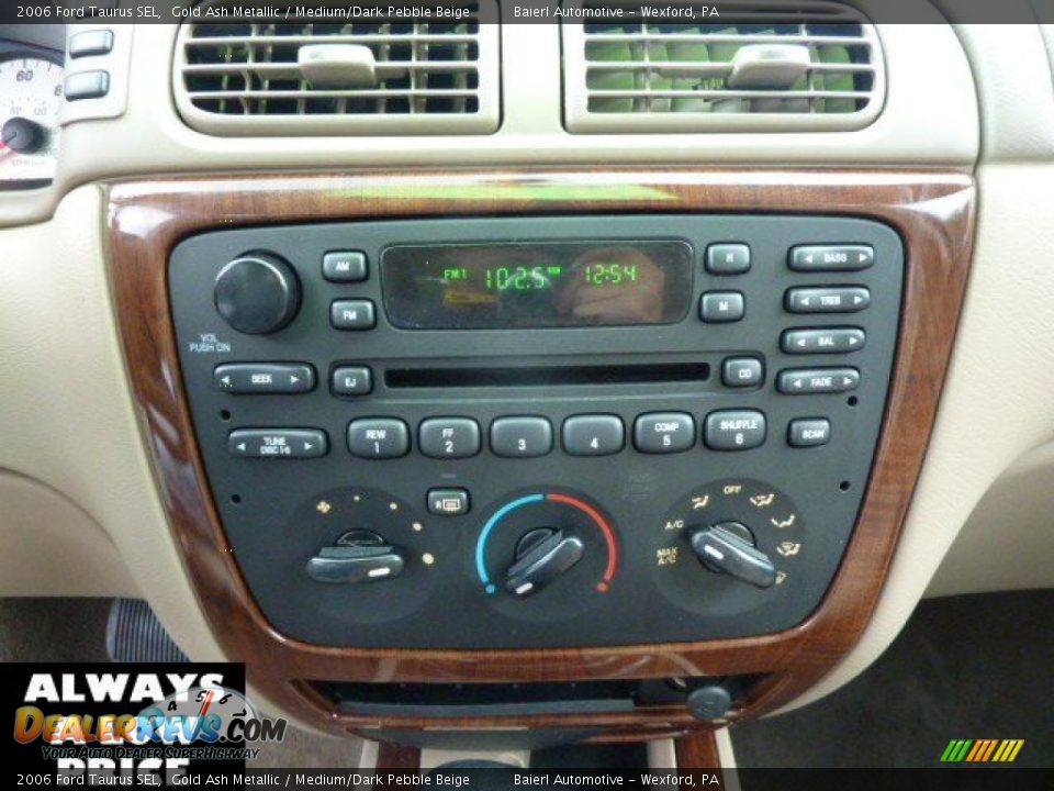 2006 Ford Taurus SEL Gold Ash Metallic / Medium/Dark Pebble Beige Photo #18