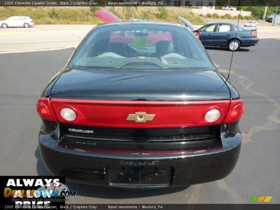 2005 Chevrolet Cavalier Sedan Black / Graphite Gray Photo #6