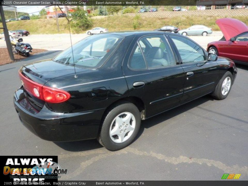 2005 Chevrolet Cavalier Sedan Black / Graphite Gray Photo #7