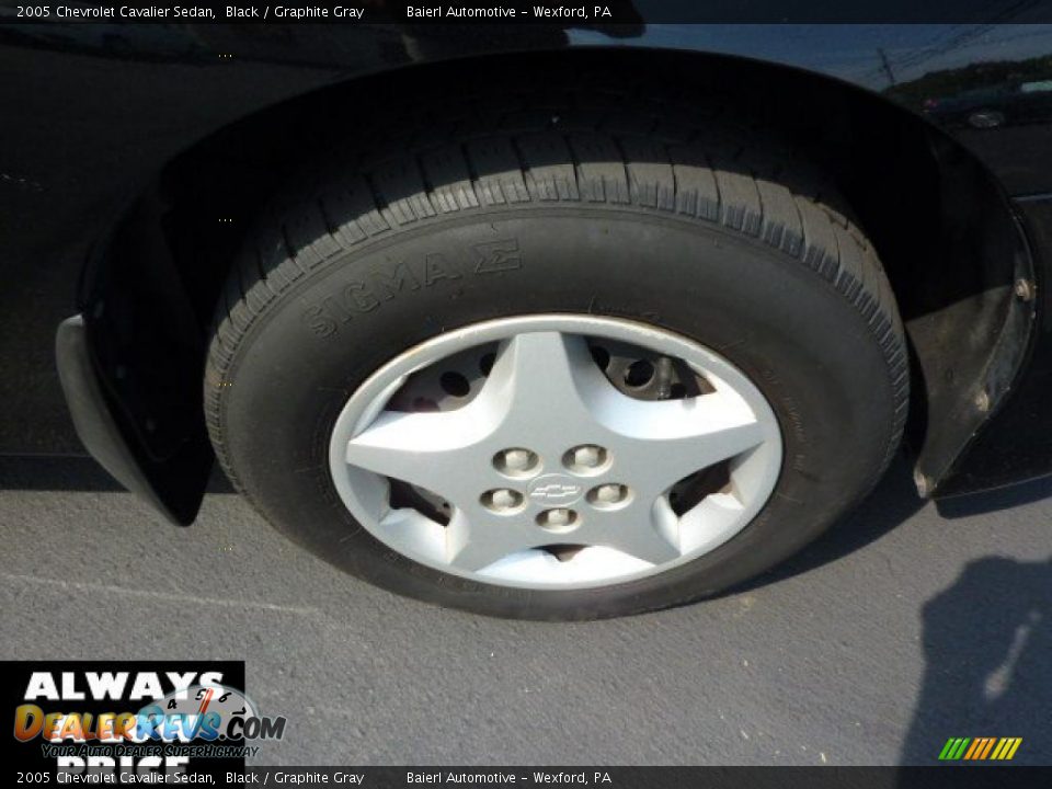 2005 Chevrolet Cavalier Sedan Black / Graphite Gray Photo #9