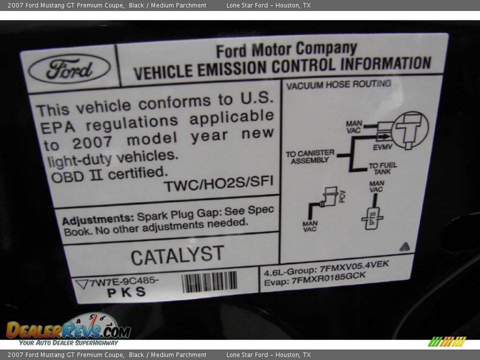 2007 Ford Mustang GT Premium Coupe Black / Medium Parchment Photo #26