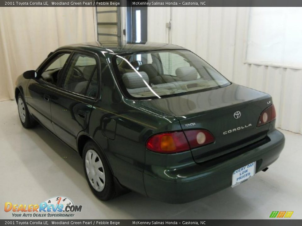 2001 Toyota Corolla LE Woodland Green Pearl / Pebble Beige Photo #2