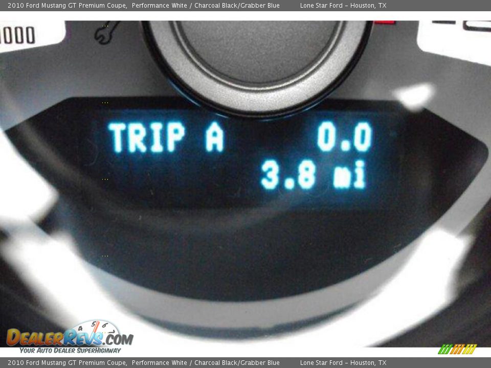 2010 Ford Mustang GT Premium Coupe Performance White / Charcoal Black/Grabber Blue Photo #9