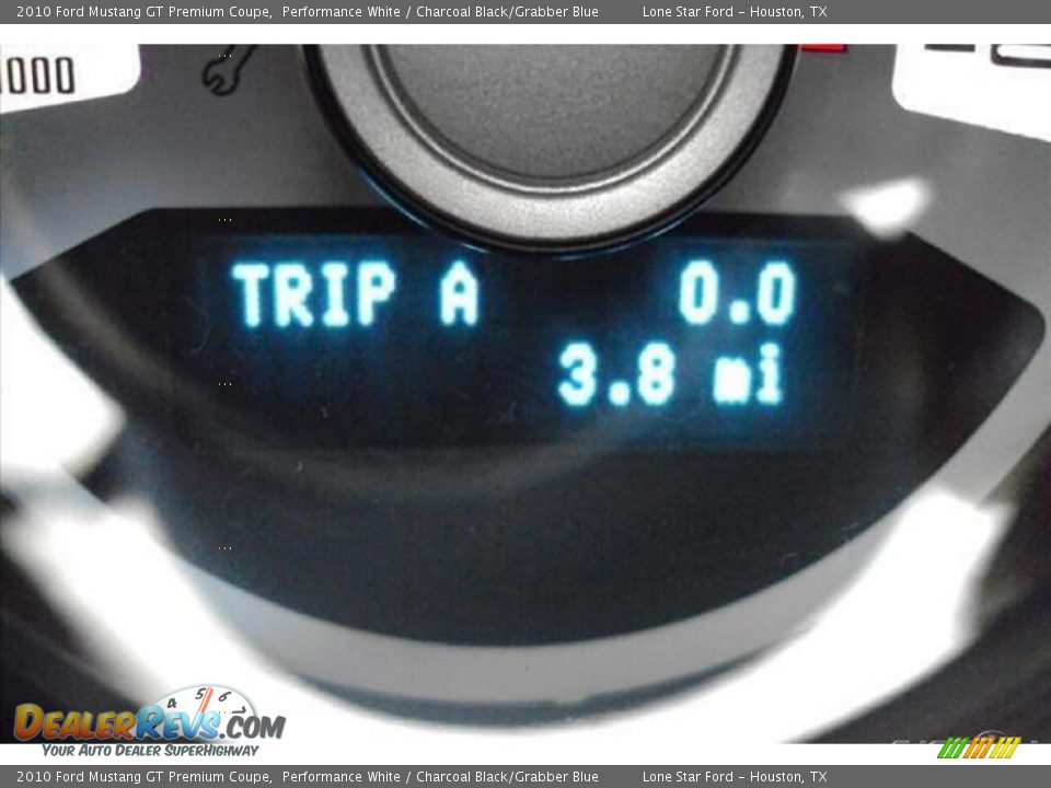 2010 Ford Mustang GT Premium Coupe Performance White / Charcoal Black/Grabber Blue Photo #12