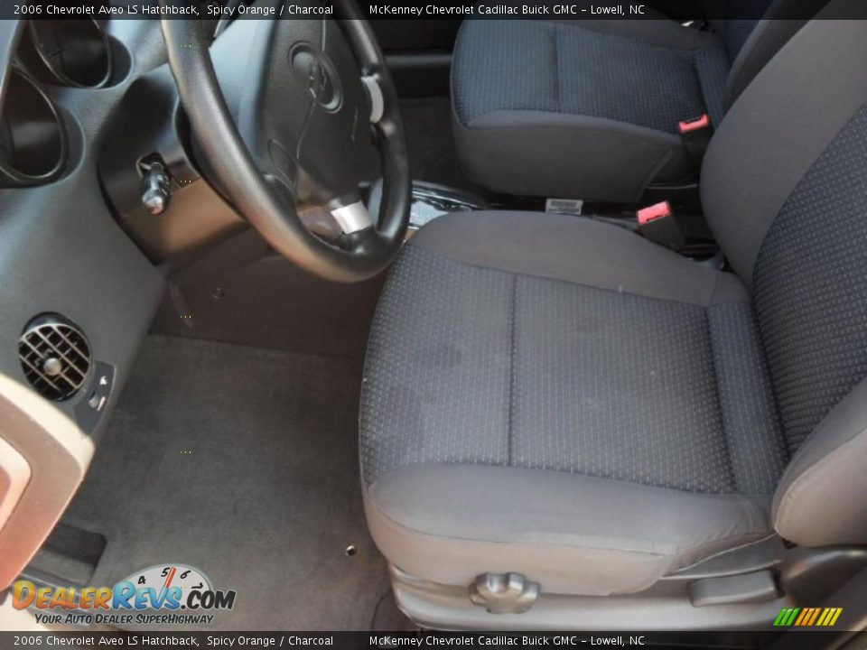 2006 Chevrolet Aveo LS Hatchback Spicy Orange / Charcoal Photo #7