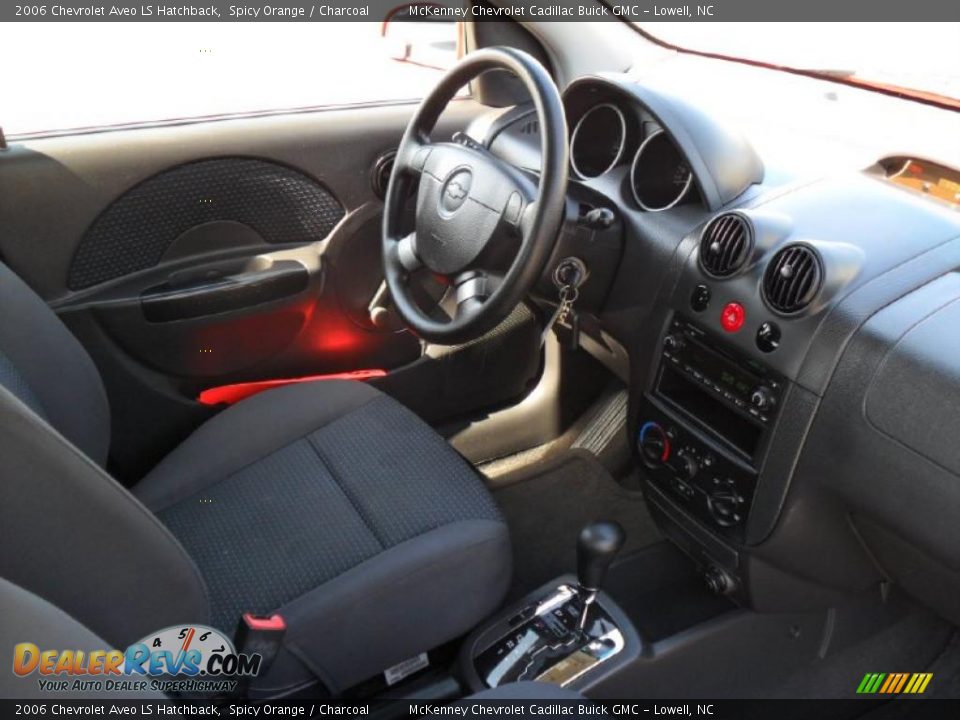 2006 Chevrolet Aveo LS Hatchback Spicy Orange / Charcoal Photo #20