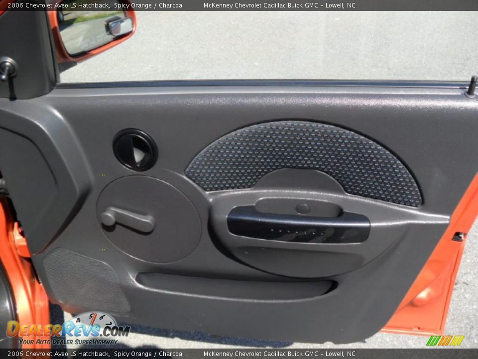 2006 Chevrolet Aveo LS Hatchback Spicy Orange / Charcoal Photo #21