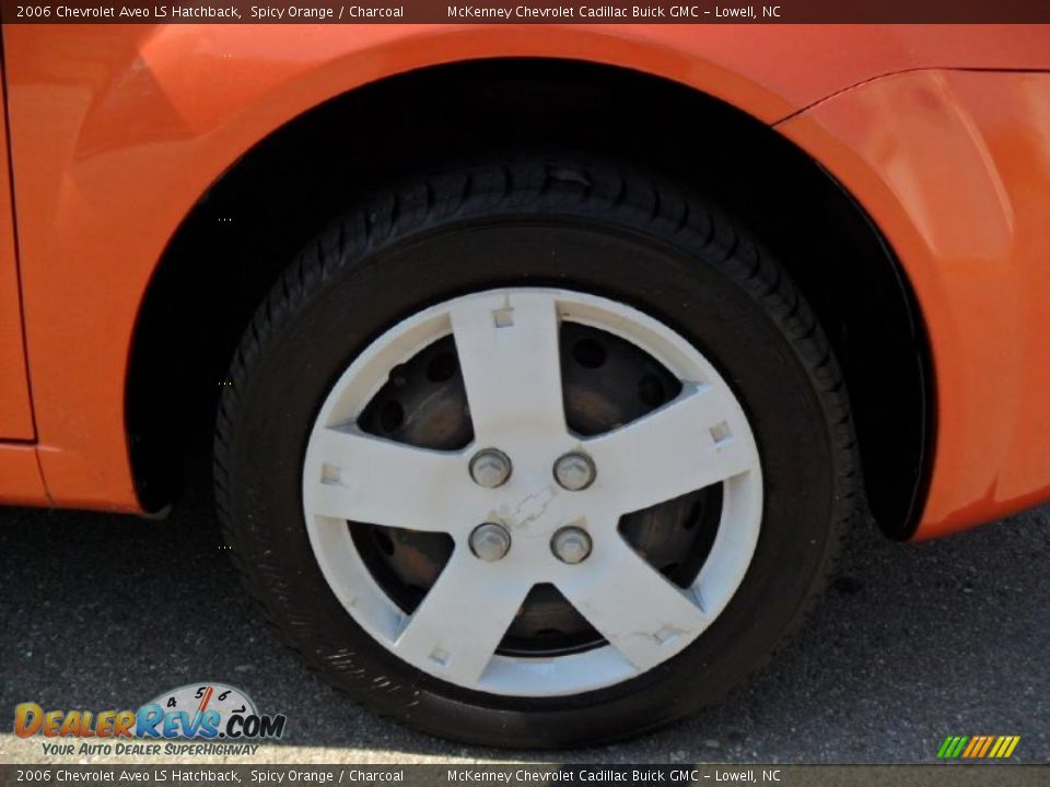 2006 Chevrolet Aveo LS Hatchback Spicy Orange / Charcoal Photo #23