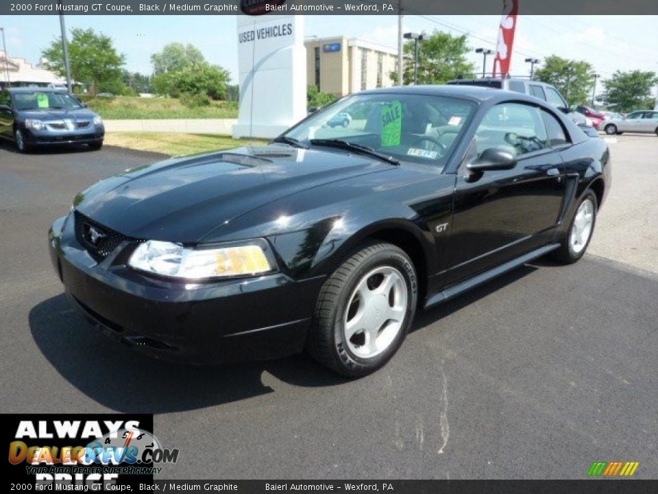 2000 Ford Mustang GT Coupe Black / Medium Graphite Photo #3