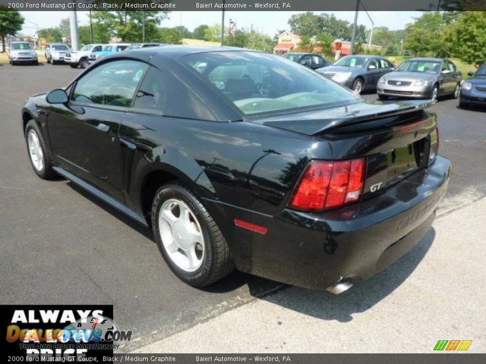 2000 Ford Mustang GT Coupe Black / Medium Graphite Photo #5