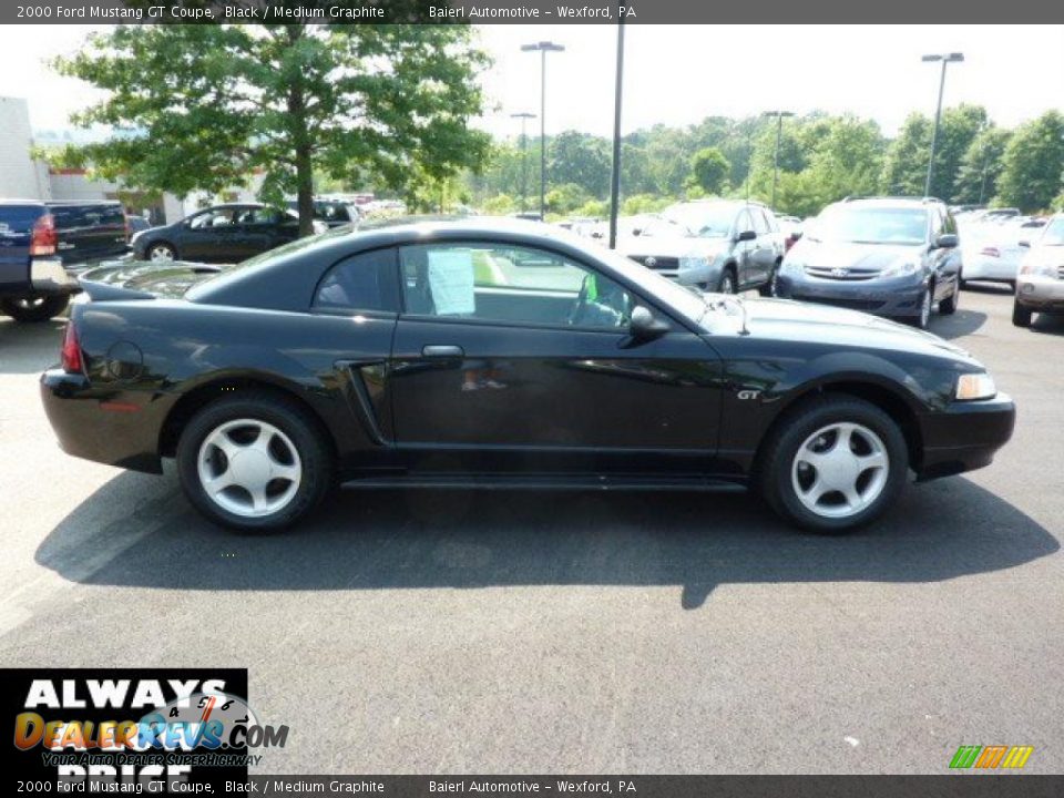 2000 Ford Mustang GT Coupe Black / Medium Graphite Photo #8