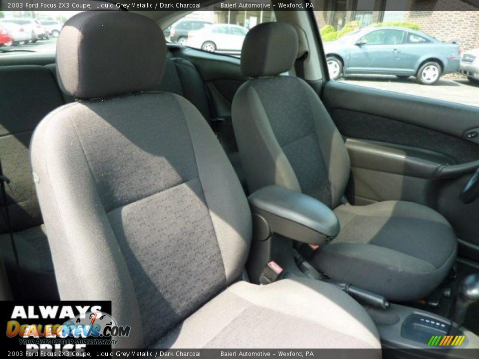 2003 Ford Focus ZX3 Coupe Liquid Grey Metallic / Dark Charcoal Photo #17