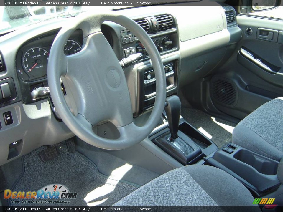2001 Isuzu Rodeo LS Garden Green Mica / Gray Photo #30