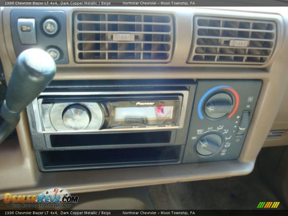 1996 Chevrolet Blazer LT 4x4 Dark Copper Metallic / Beige Photo #13
