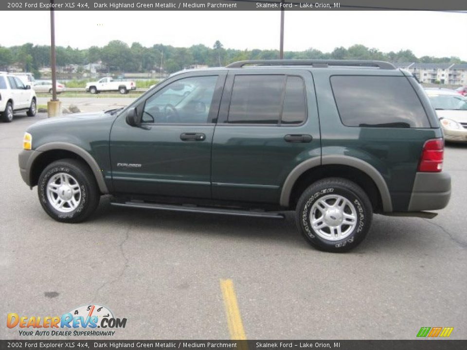 2002 Ford Explorer XLS 4x4 Dark Highland Green Metallic / Medium Parchment Photo #7