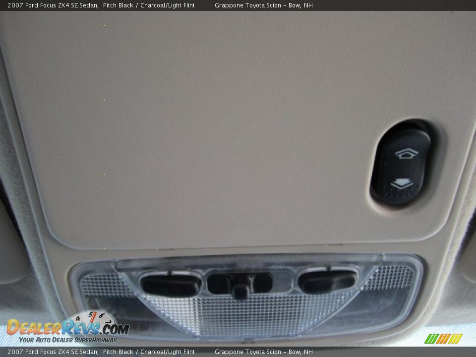 2007 Ford Focus ZX4 SE Sedan Pitch Black / Charcoal/Light Flint Photo #15