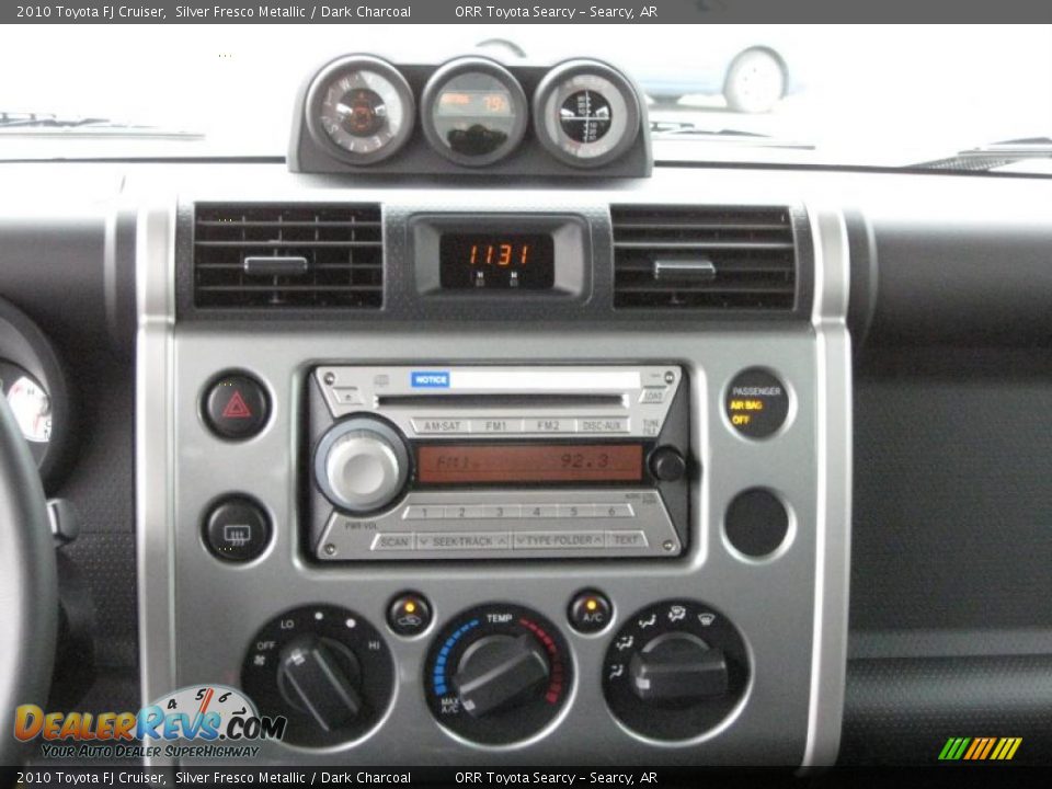 2010 Toyota FJ Cruiser Silver Fresco Metallic / Dark Charcoal Photo #10