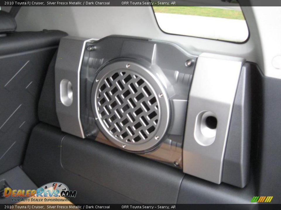 2010 Toyota FJ Cruiser Silver Fresco Metallic / Dark Charcoal Photo #16