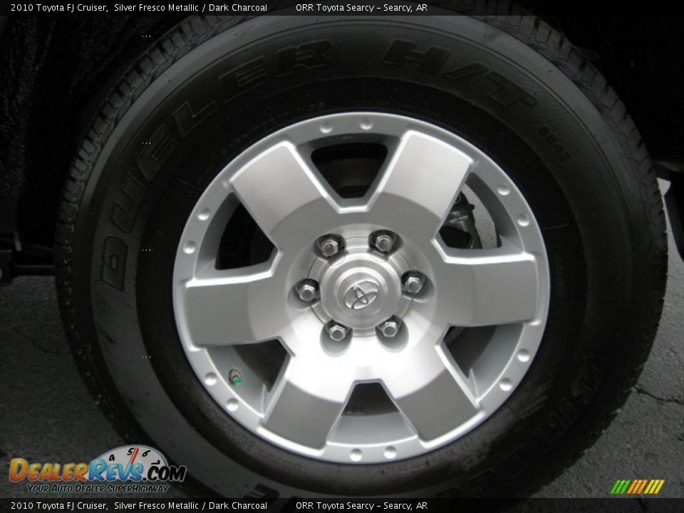 2010 Toyota FJ Cruiser Silver Fresco Metallic / Dark Charcoal Photo #17