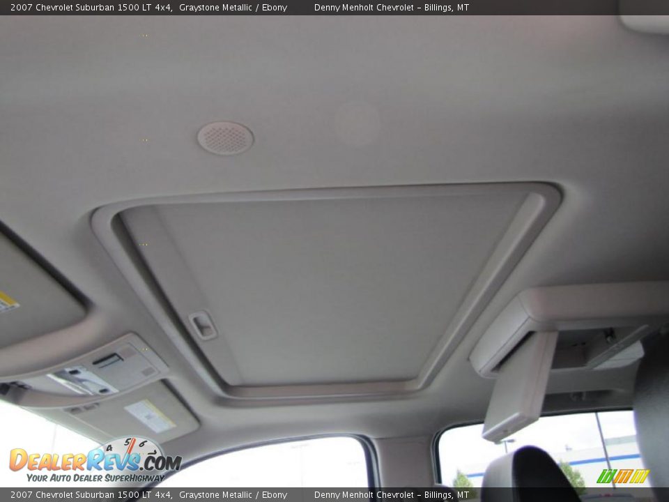 2007 Chevrolet Suburban 1500 LT 4x4 Graystone Metallic / Ebony Photo #12