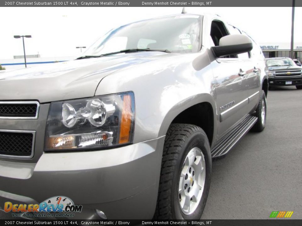 2007 Chevrolet Suburban 1500 LT 4x4 Graystone Metallic / Ebony Photo #17