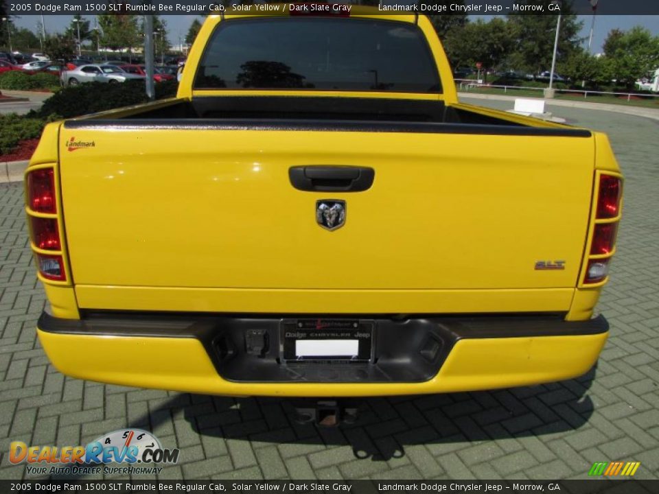 2005 Dodge Ram 1500 SLT Rumble Bee Regular Cab Solar Yellow / Dark Slate Gray Photo #4