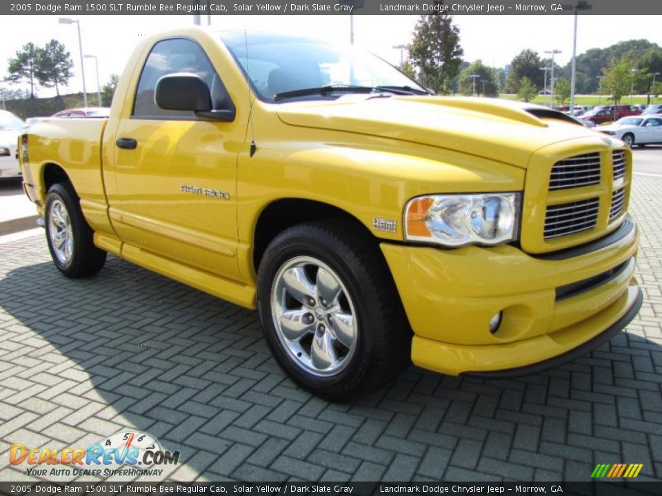 2005 Dodge Ram 1500 SLT Rumble Bee Regular Cab Solar Yellow / Dark Slate Gray Photo #7