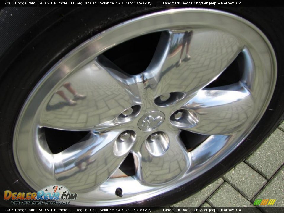 2005 Dodge Ram 1500 SLT Rumble Bee Regular Cab Solar Yellow / Dark Slate Gray Photo #9