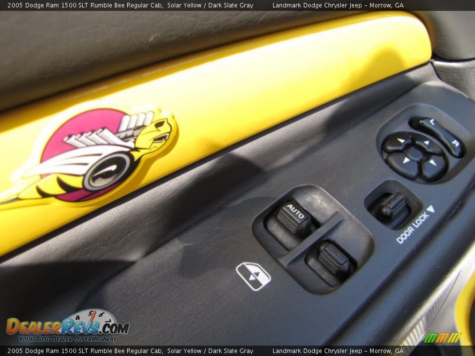 2005 Dodge Ram 1500 SLT Rumble Bee Regular Cab Solar Yellow / Dark Slate Gray Photo #13