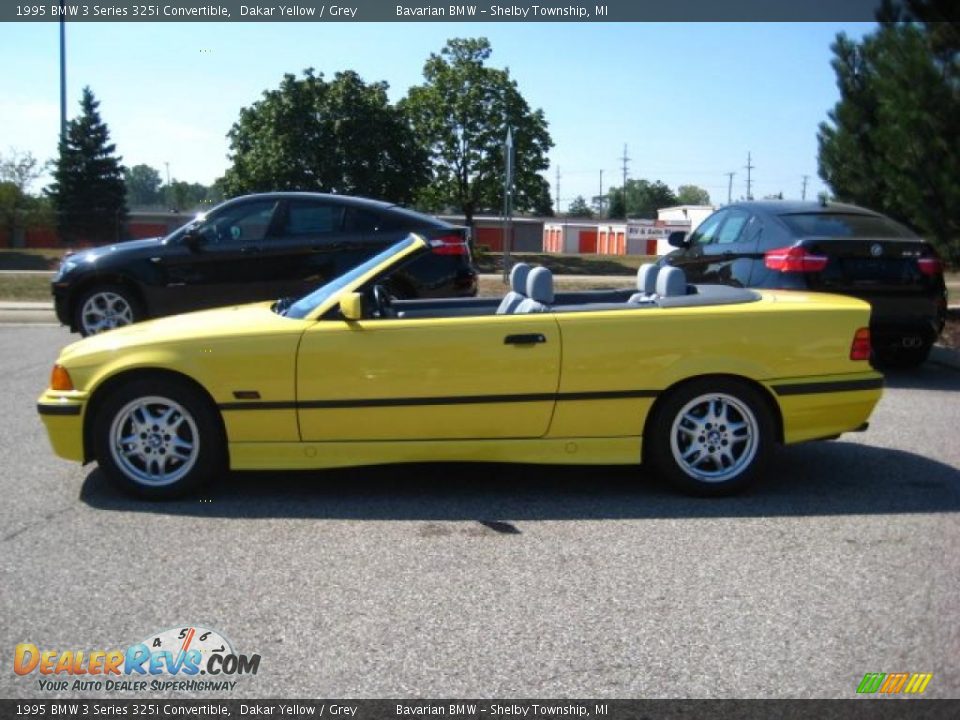 1995 BMW 3 Series 325i Convertible Dakar Yellow / Grey Photo #3