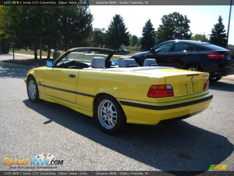 1995 BMW 3 Series 325i Convertible Dakar Yellow / Grey Photo #4