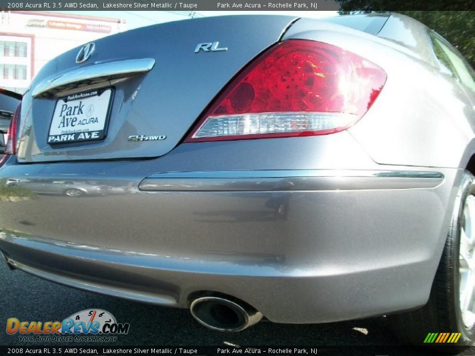 2008 Acura RL 3.5 AWD Sedan Lakeshore Silver Metallic / Taupe Photo #22