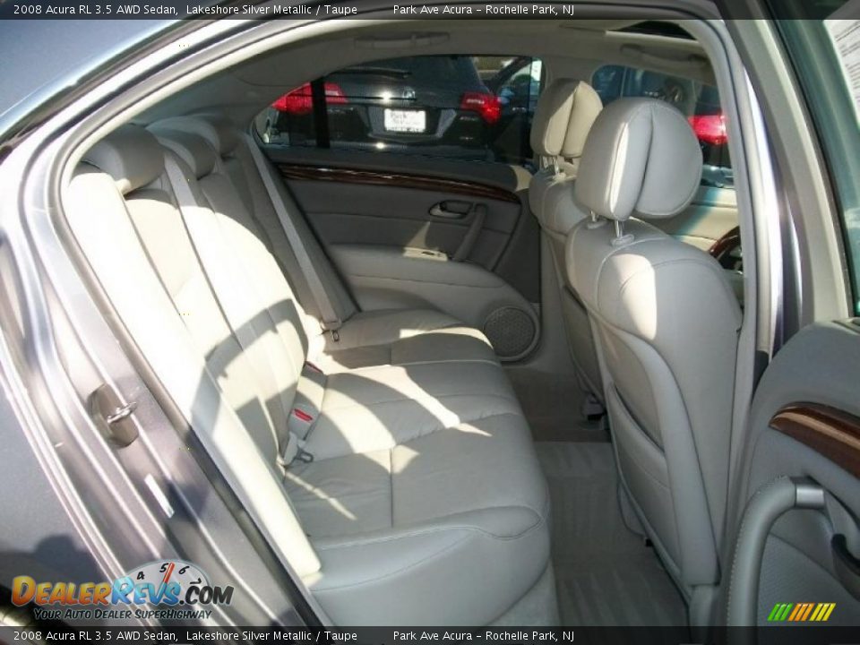 2008 Acura RL 3.5 AWD Sedan Lakeshore Silver Metallic / Taupe Photo #24